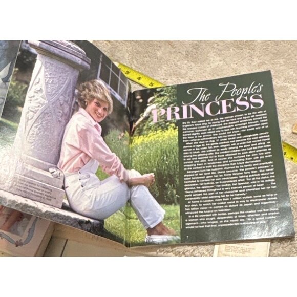People Weekly Diana Princess Of Wales 1961-1997 Special Collectors Issue 1997 - Picture 6 of 12
